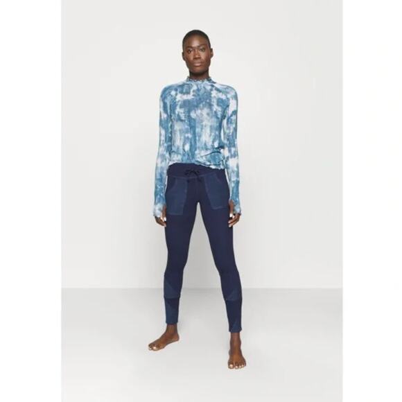Free People Movement Blue Printed High Jump Long Sleeve Top Baselayer Size Large - Picture 13 of 14
